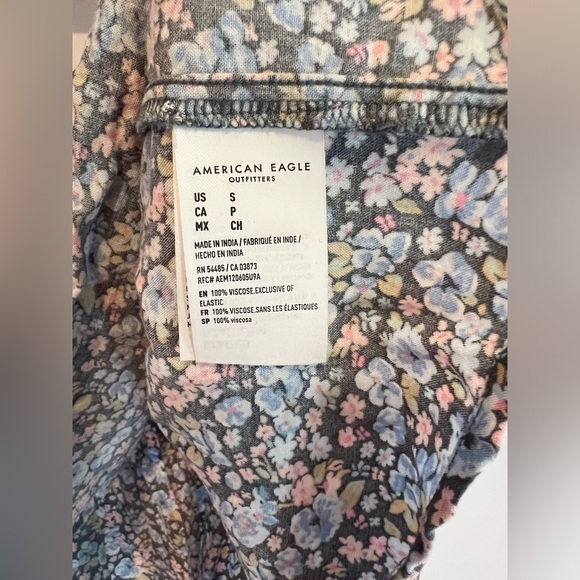 American Eagle floral tie front cropped tank, S - Picture 6 of 6